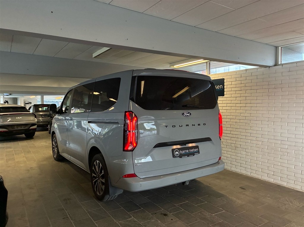 Ford Tourneo Custom Titanium X billede 2
