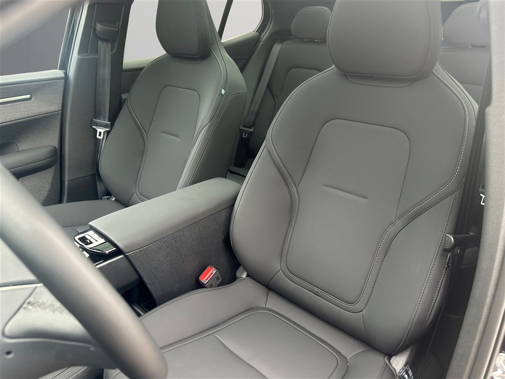 Volvo EX30 Black Edition billede 7