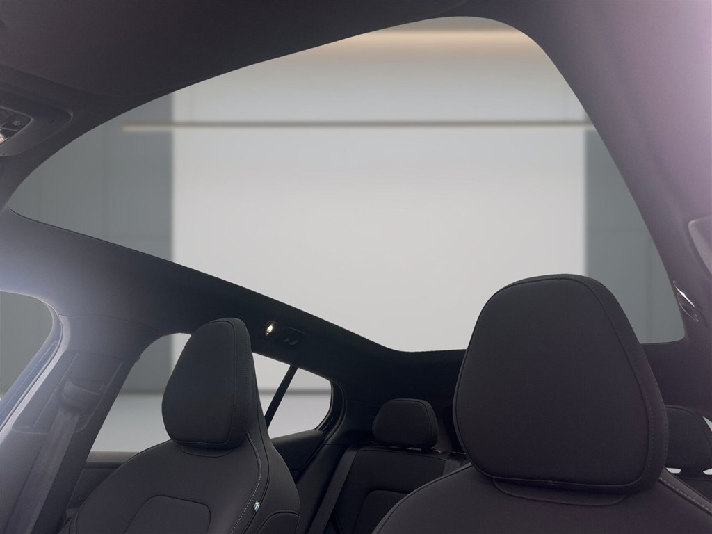 Volvo EX30 Black Edition billede 8