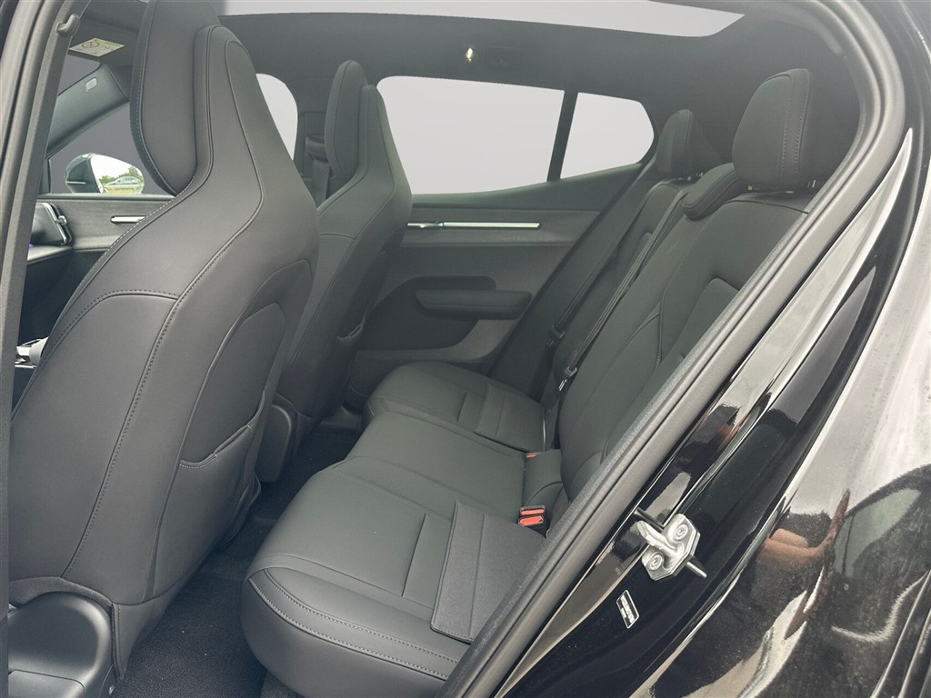 Volvo EX30 Black Edition billede 12