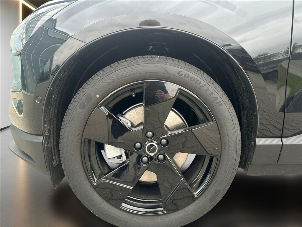 Volvo EX30 Black Edition billede 15
