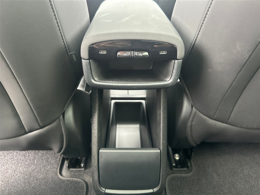 Volvo EX30 Black Edition billede 20