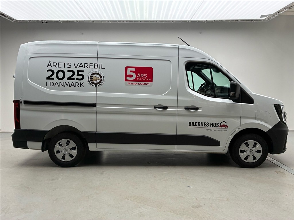 Nissan Interstar Tekna billede 10