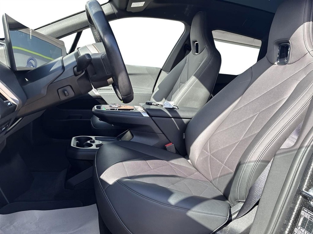 BMW iX Fully Charged billede 4