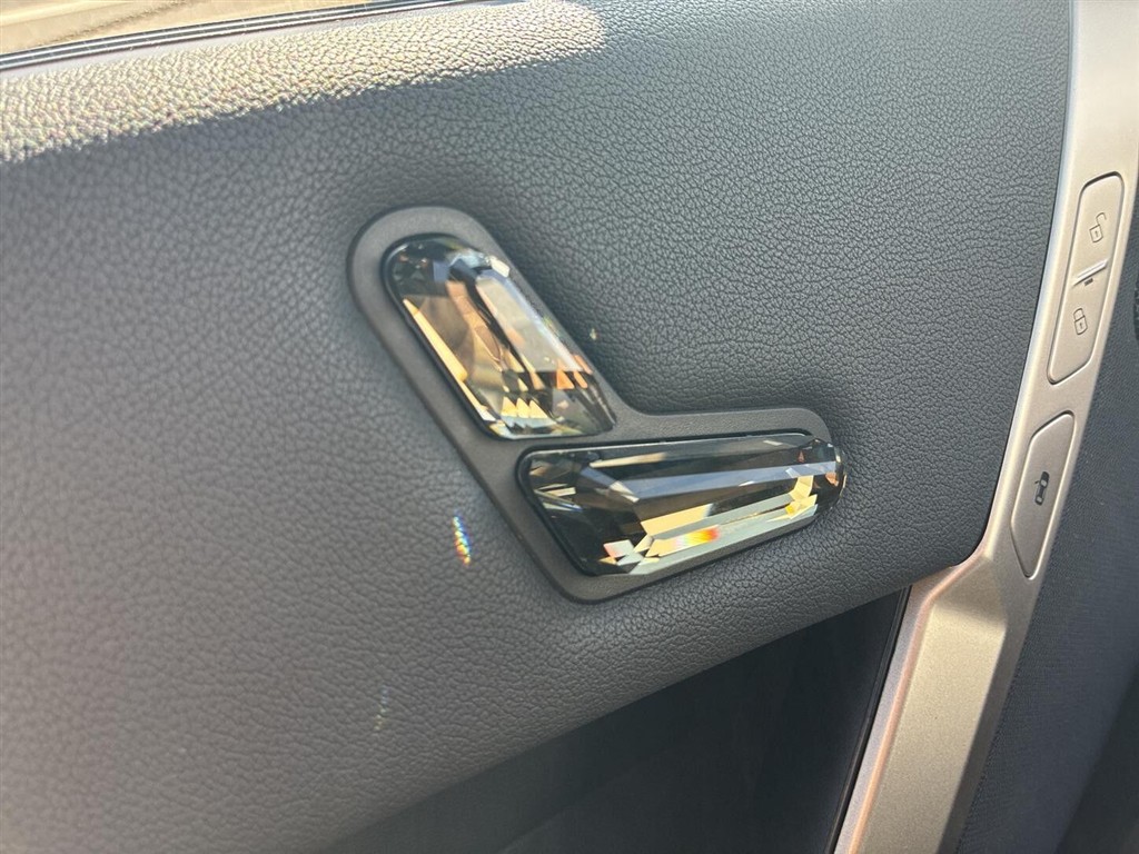 BMW iX Fully Charged billede 12