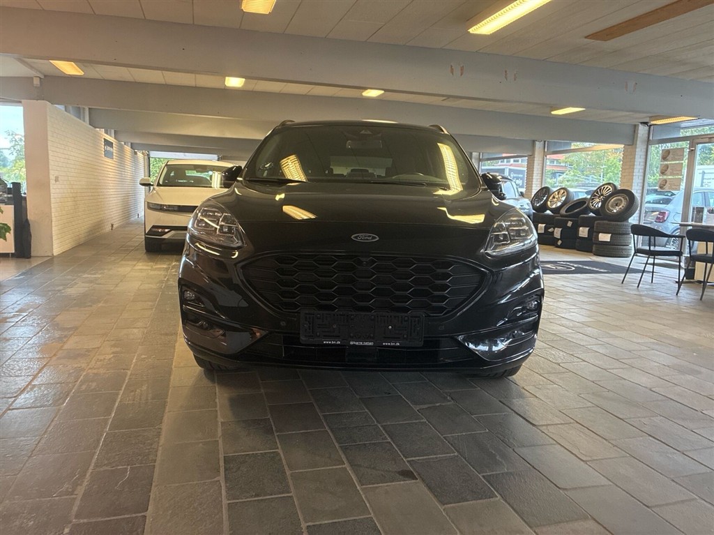 Ford Kuga ST-Line X billede 2