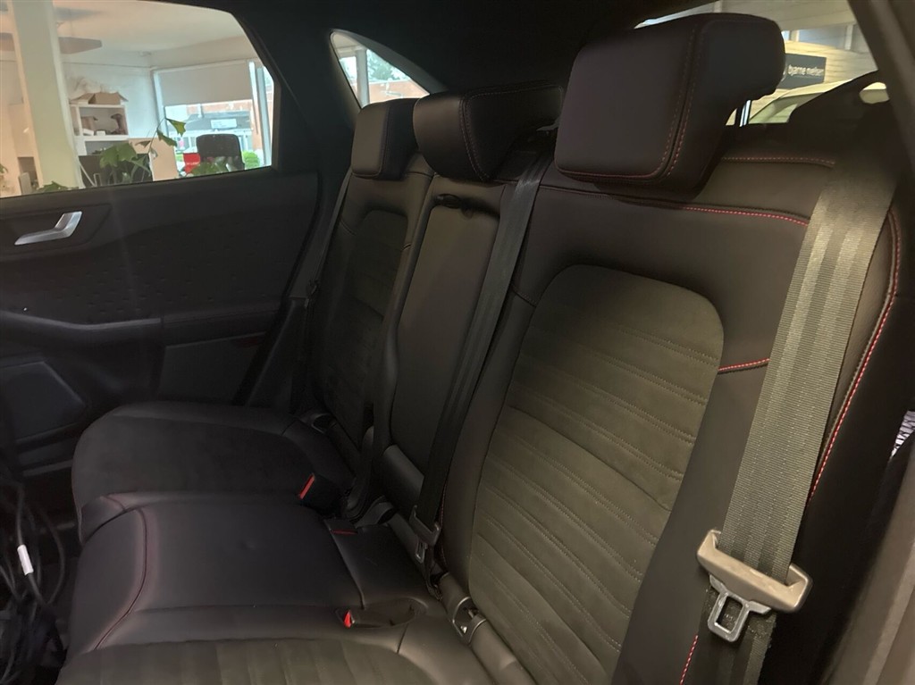 Ford Kuga ST-Line X billede 8
