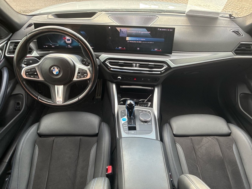 BMW i4 Charged M-Sport billede 8