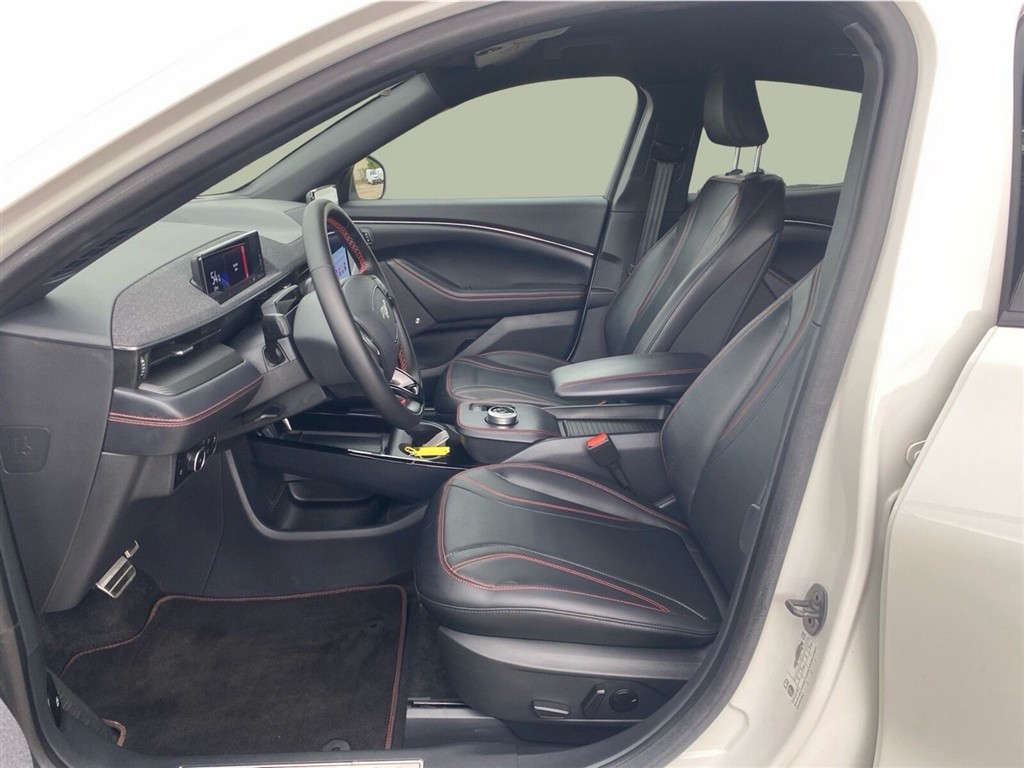 Ford Mustang Mach-E UR Premium billede 11