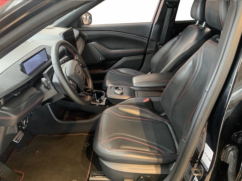 Ford Mustang Mach-E UR Premium billede 10