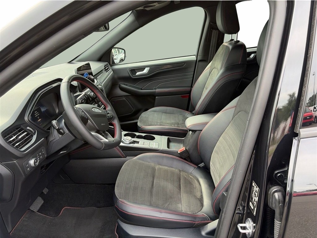 Ford Kuga ST-Line X billede 11
