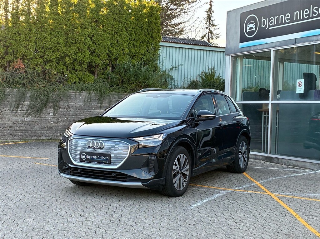 Audi Q4 Attitude