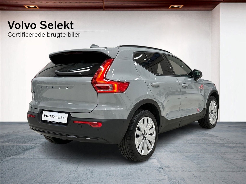 Volvo EX40 Core billede 2