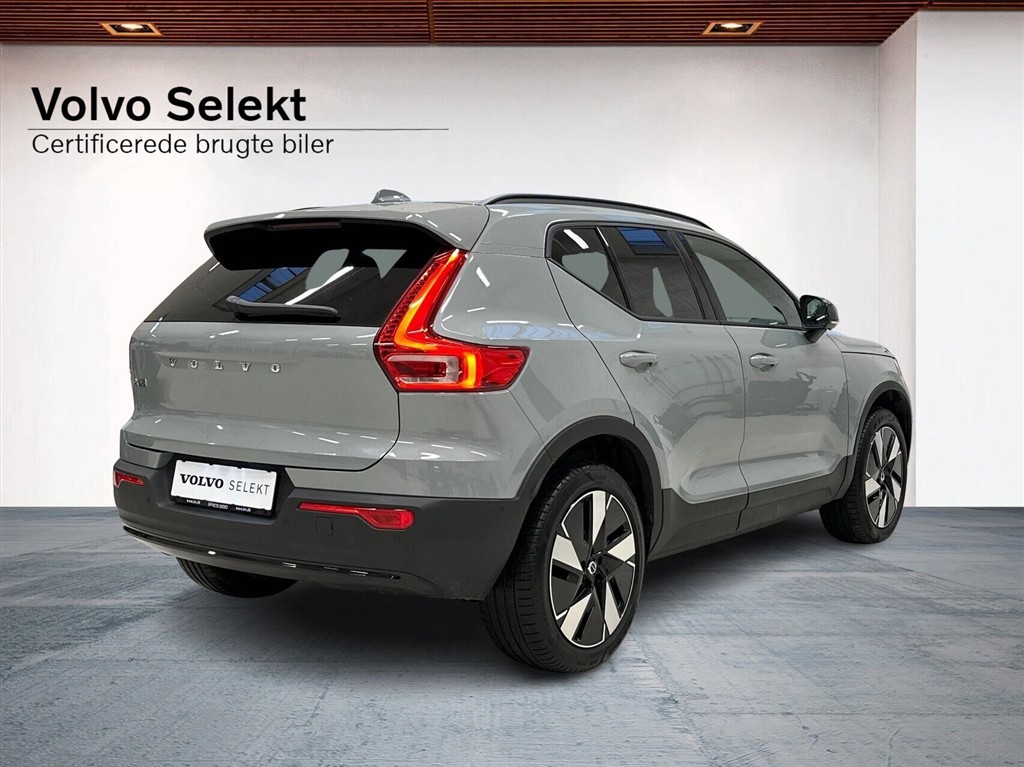 Volvo EX40 Core billede 2