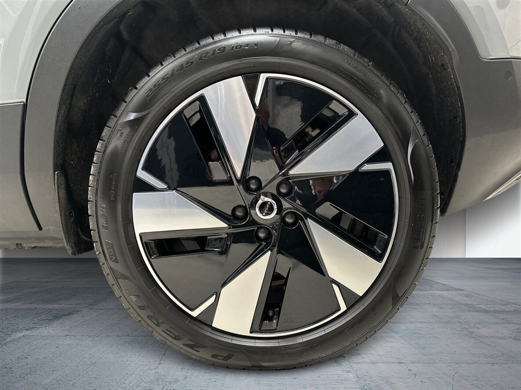 Volvo EX40 Core billede 10
