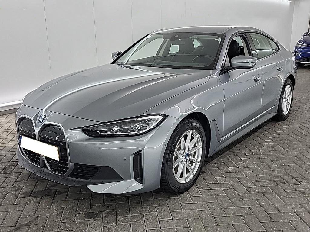 BMW i4 