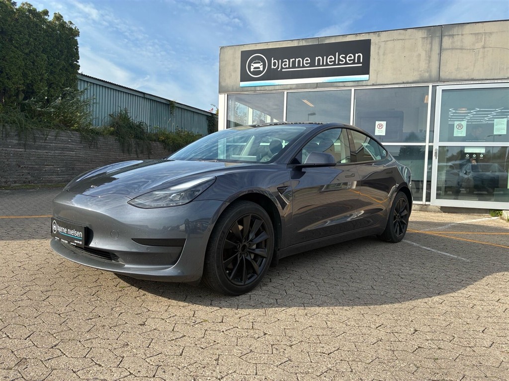 Tesla Model 3 Standard Range Plus