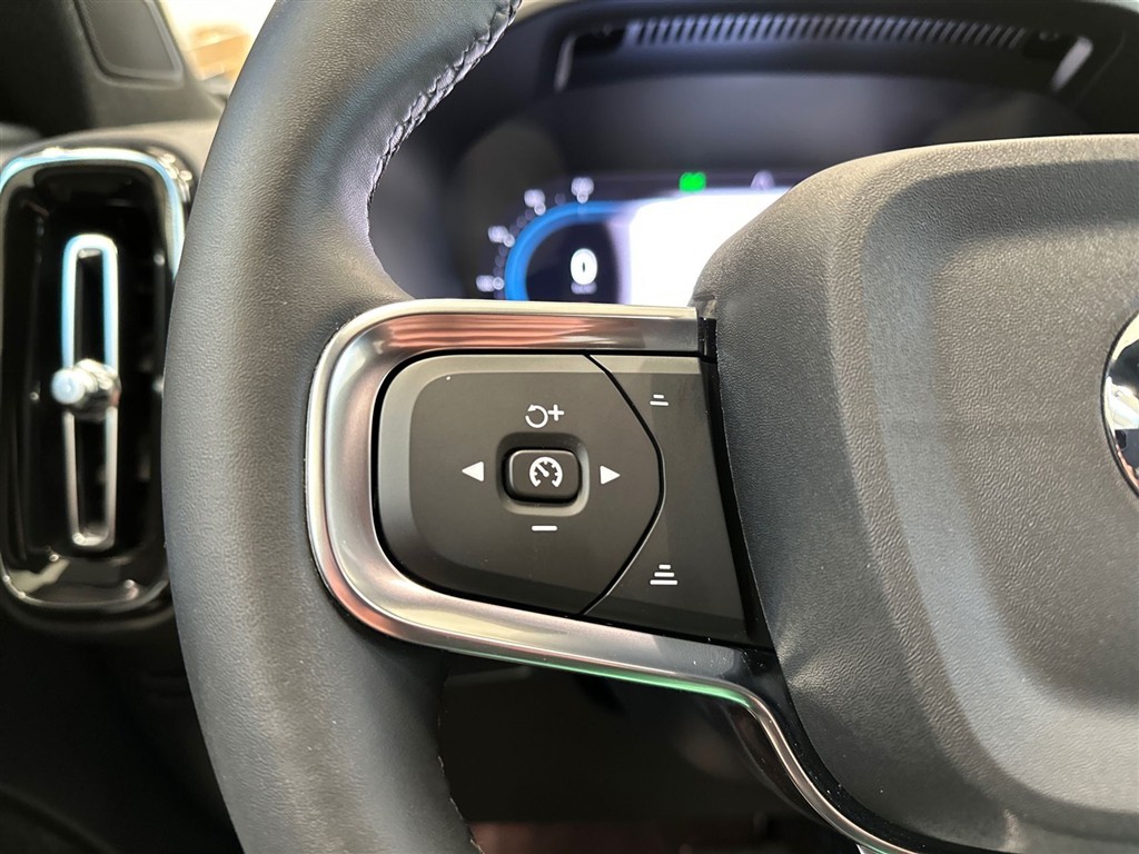 Volvo XC40 Plus billede 17