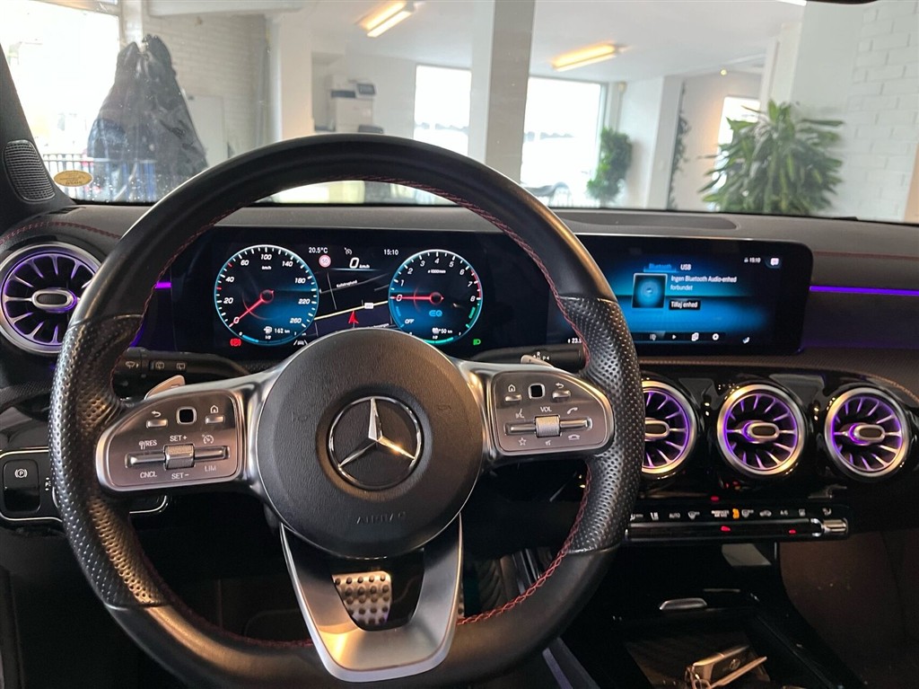 Mercedes-Benz CLA250 e AMG Line billede 4