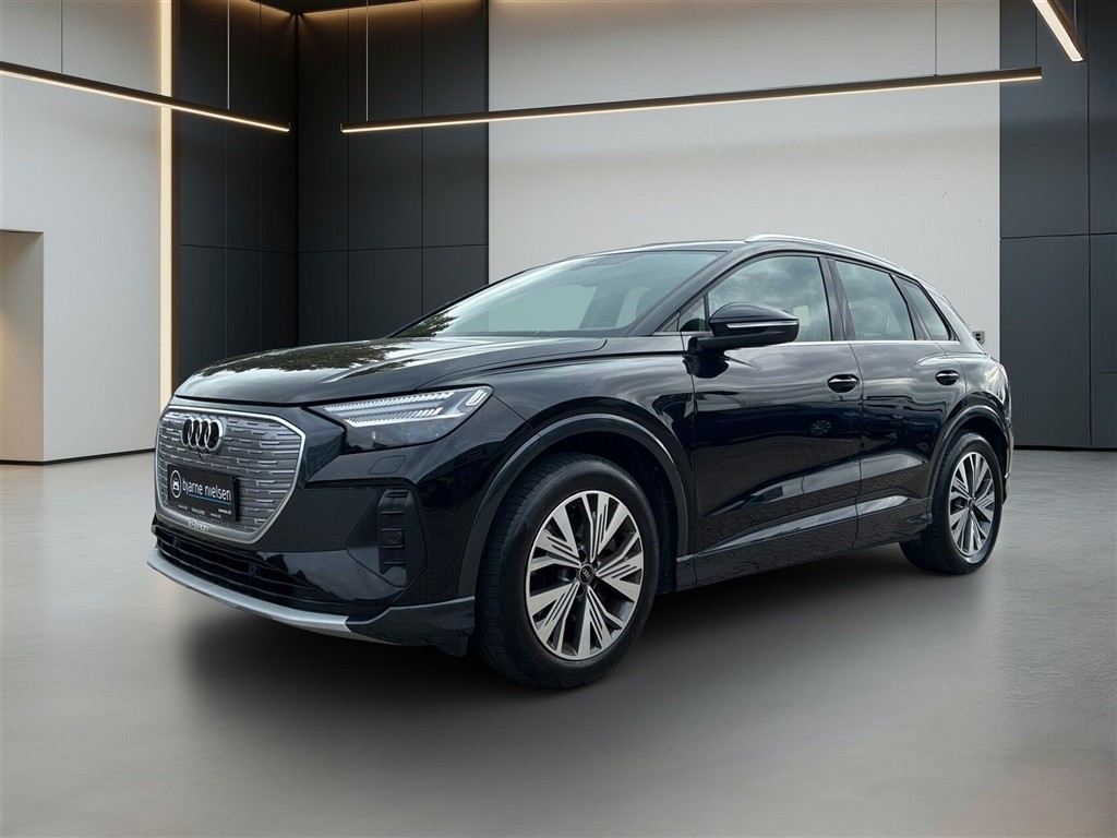 Audi Q4 Attitude