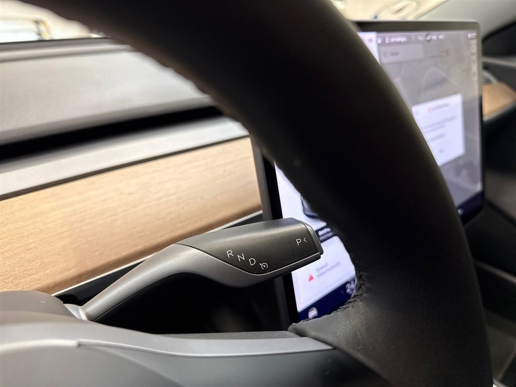 Tesla Model 3 Standard Range billede 15