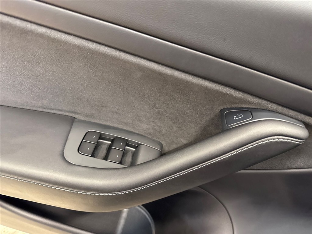 Tesla Model 3 Standard Range billede 16