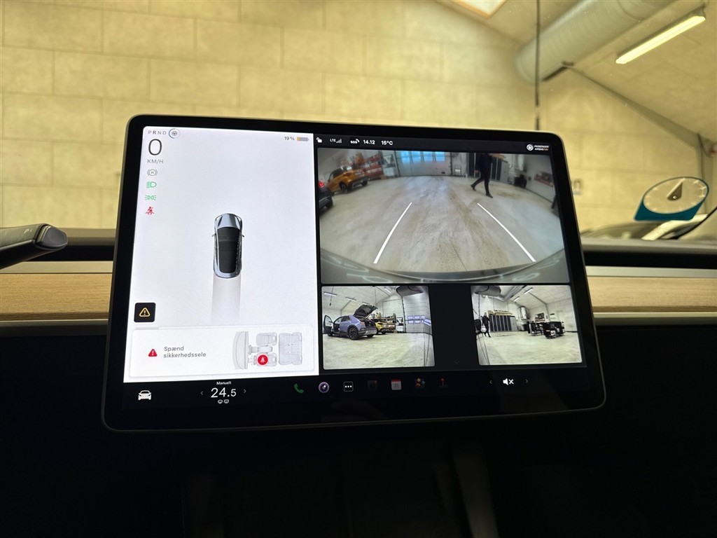 Tesla Model 3 Standard Range billede 19