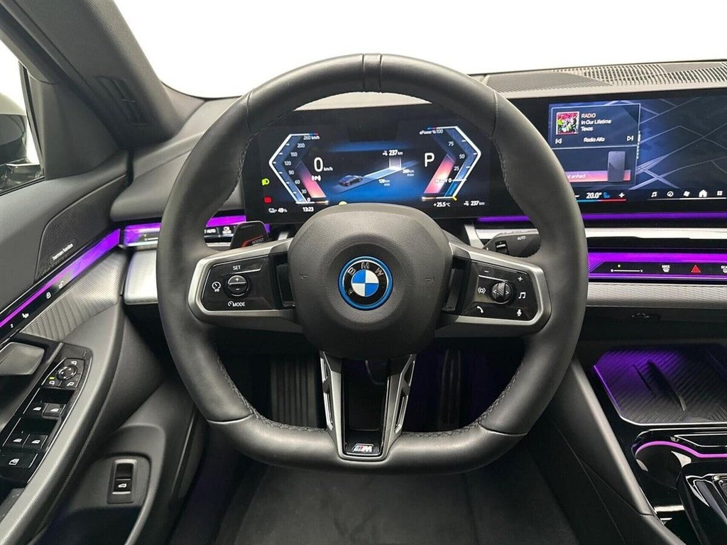 BMW i5 Fully Charged billede 9