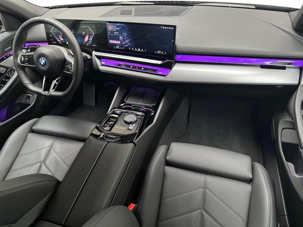 BMW i5 Fully Charged billede 10