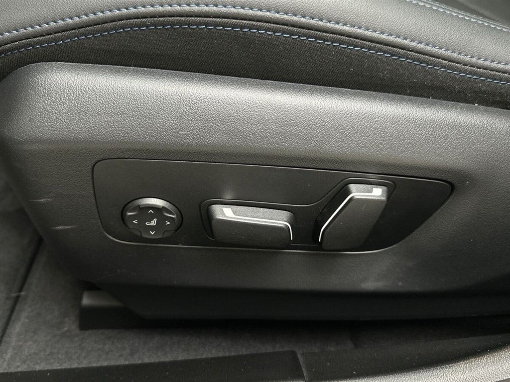 BMW i5 Fully Charged billede 18