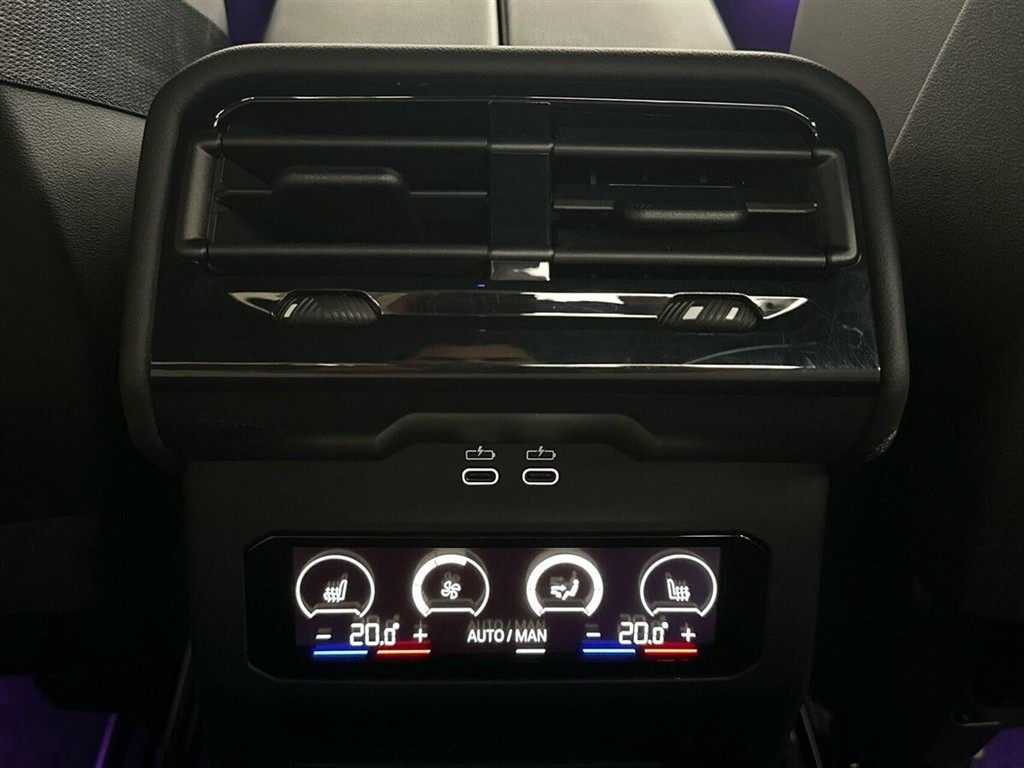 BMW i5 Fully Charged billede 26