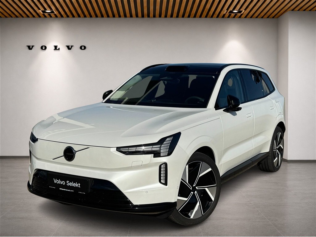 Volvo EX90 