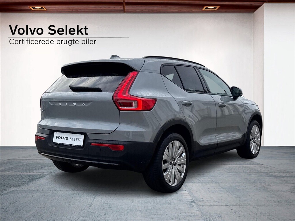 Volvo EX40 Core billede 2