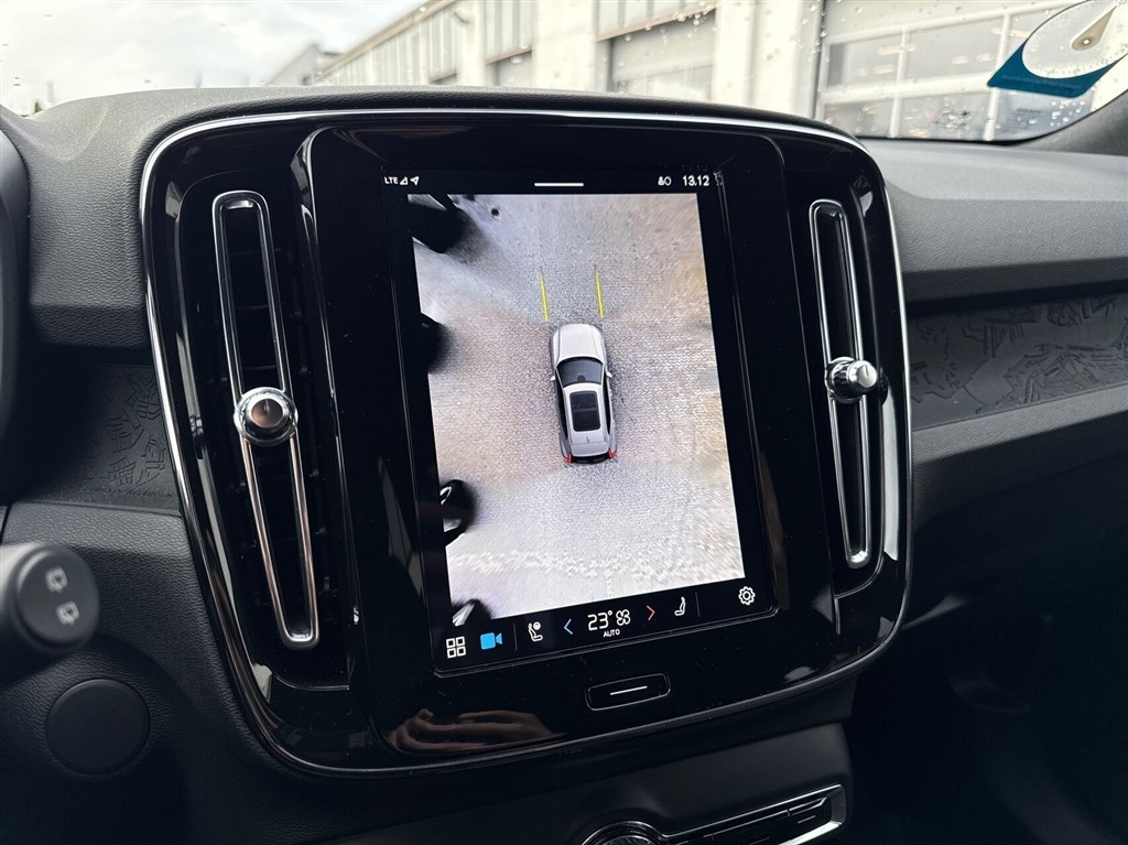 Volvo EX40 Core billede 14