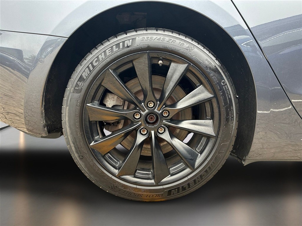 Tesla Model 3 Standard Range Plus billede 5