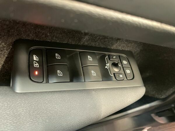 Volvo EX40 Core billede 20