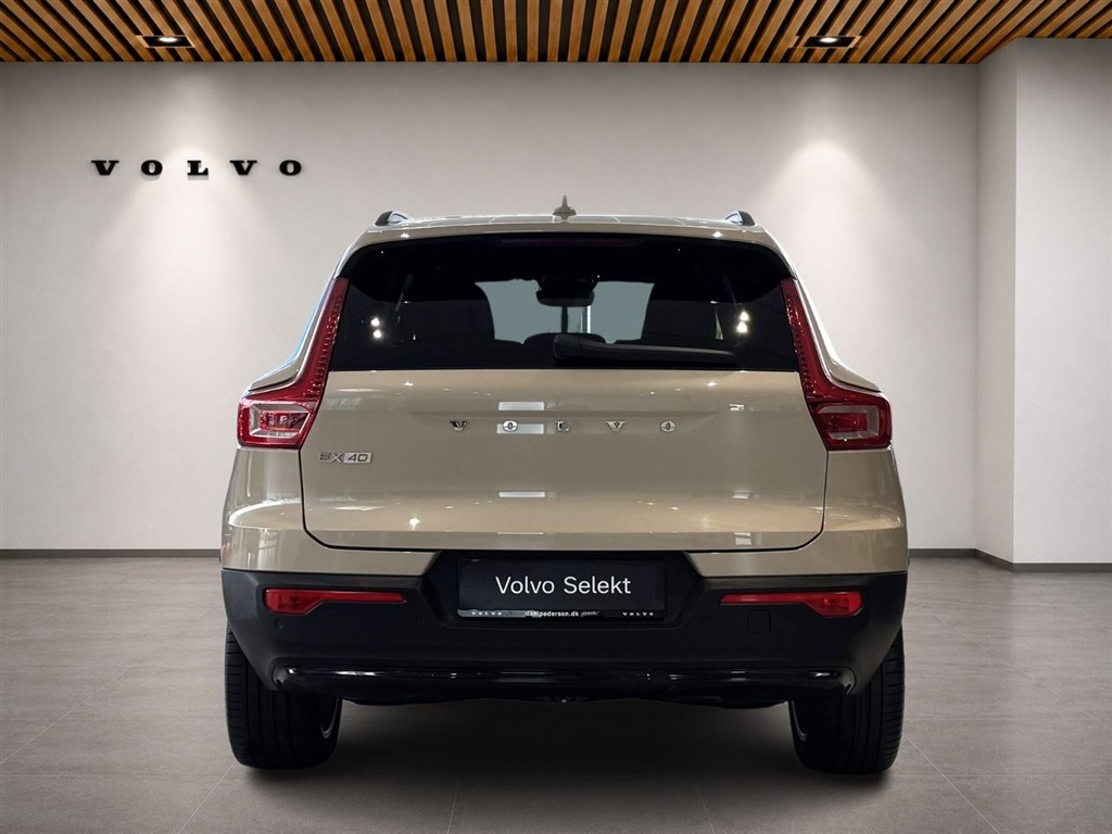Volvo EX40 Core billede 4