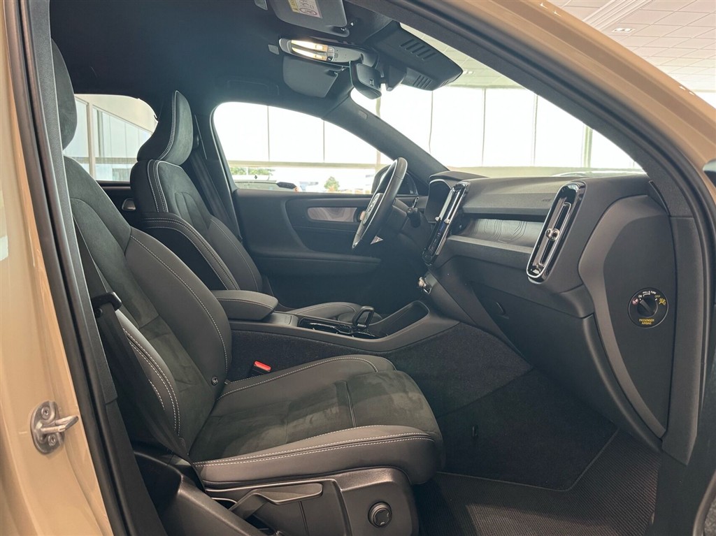 Volvo EX40 Core billede 12