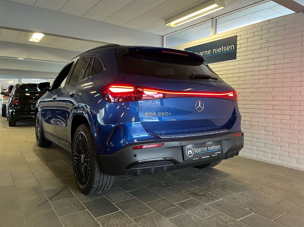 Mercedes-Benz EQA 250+ AMG Line billede 2
