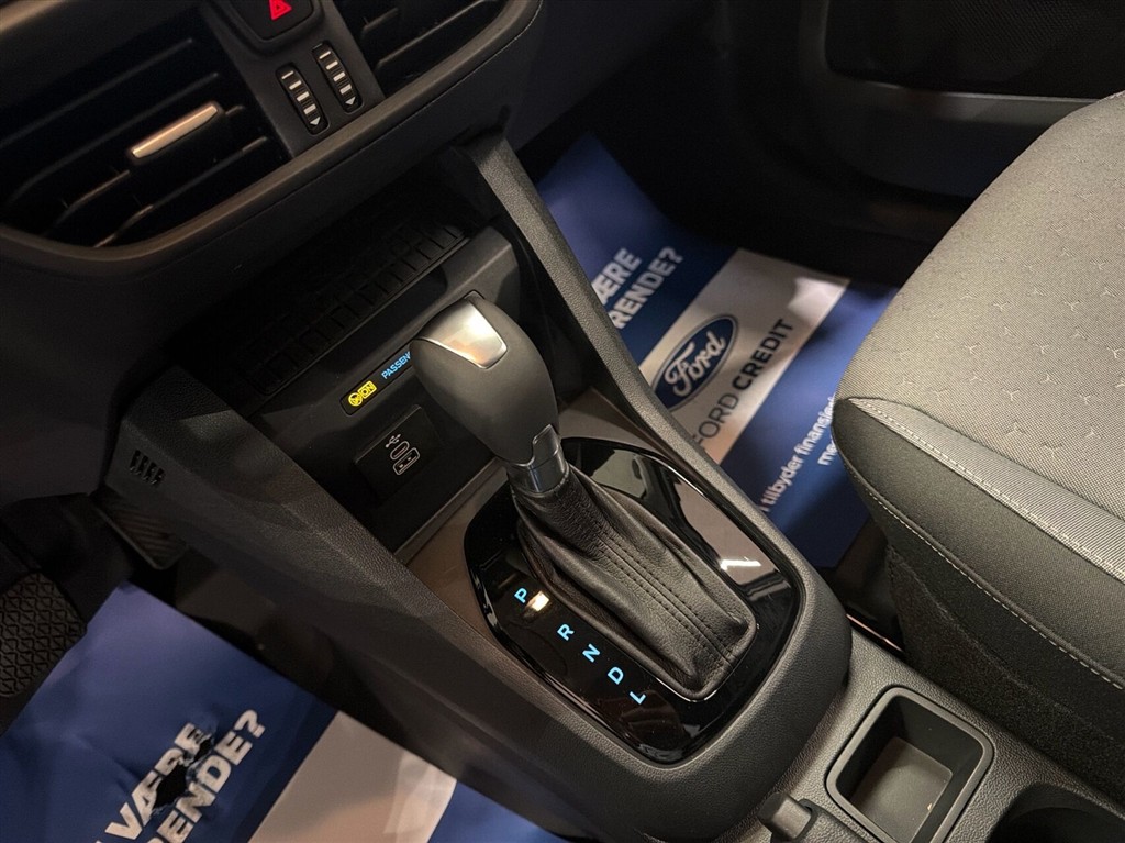 Ford Transit Courier Limited billede 5