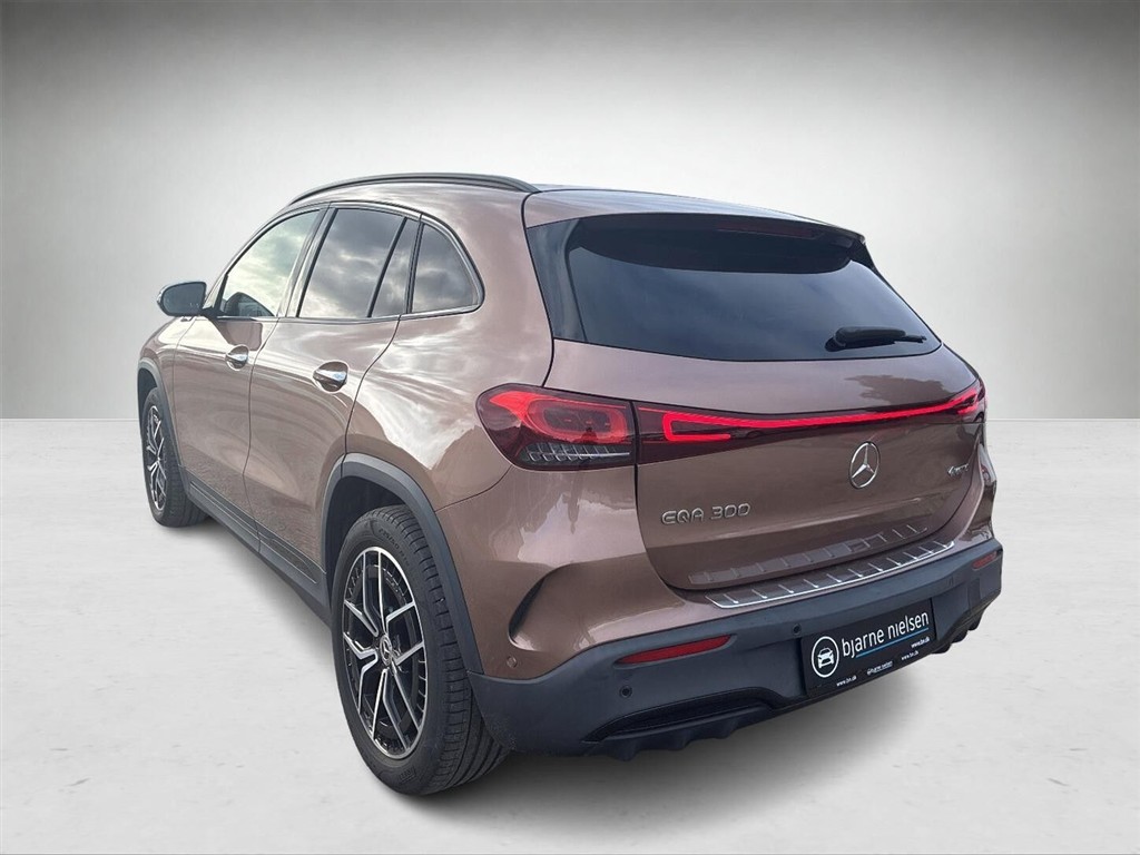 Mercedes-Benz EQA 300 AMG Line billede 3