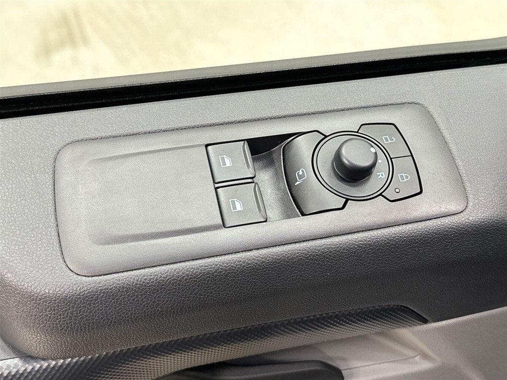 Ford E-Transit Custom Trend billede 15