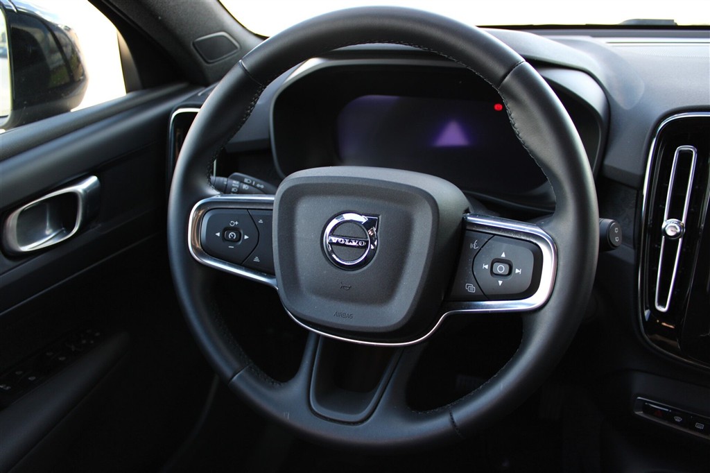 Volvo EX40 Core billede 7