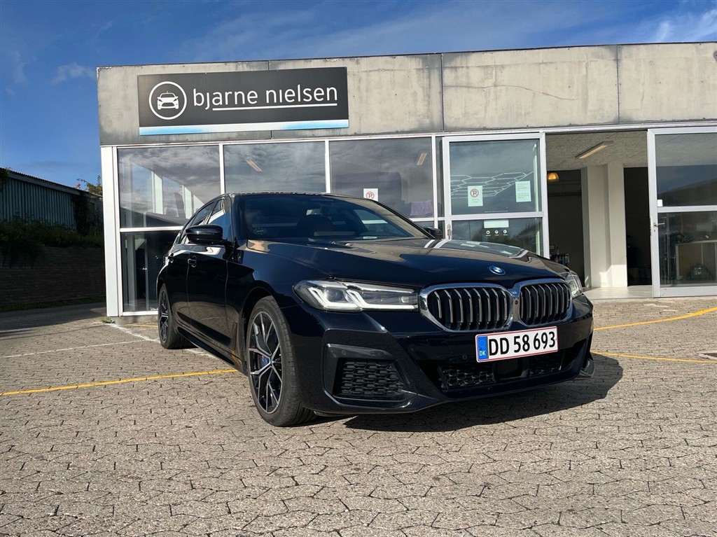 BMW 545e M-Sport billede 2