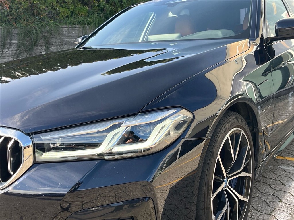 BMW 545e M-Sport billede 3