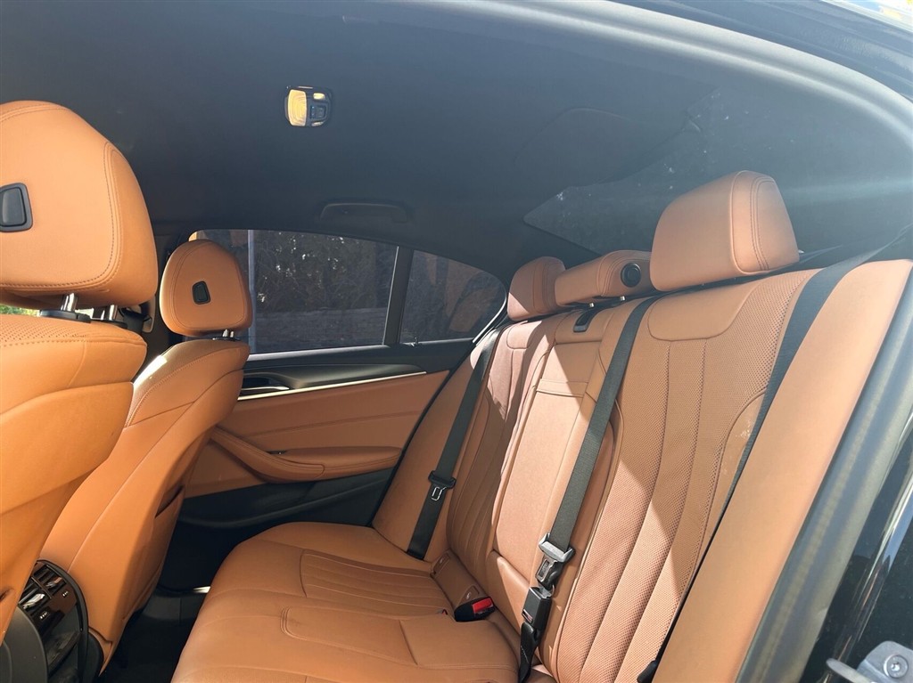 BMW 545e M-Sport billede 8