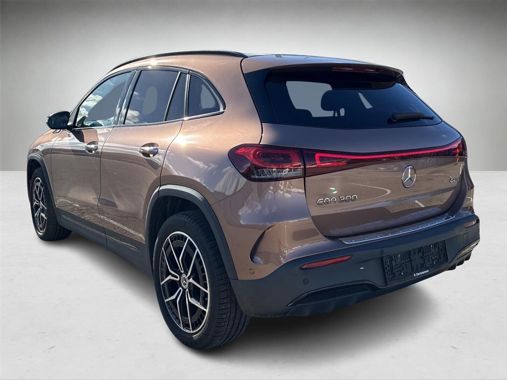 Mercedes-Benz EQA 300 AMG Line billede 3