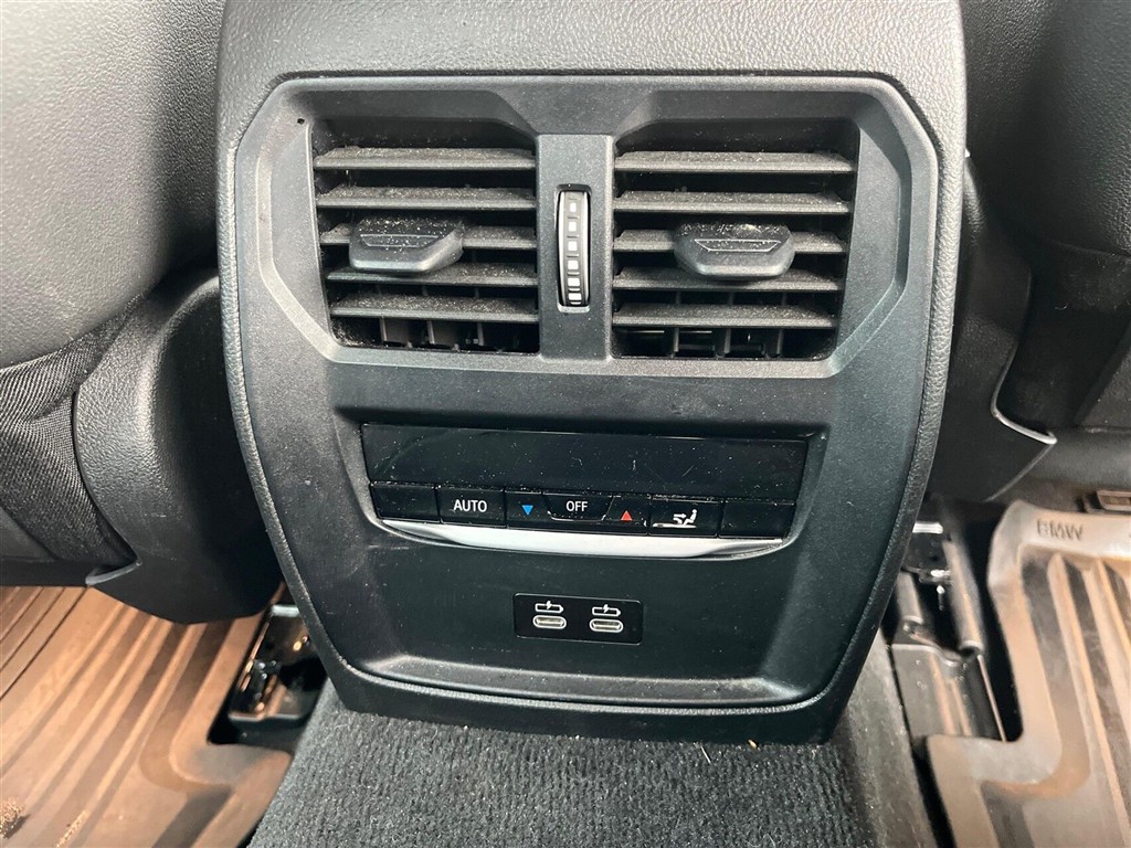 BMW i4 Charged Plus billede 21
