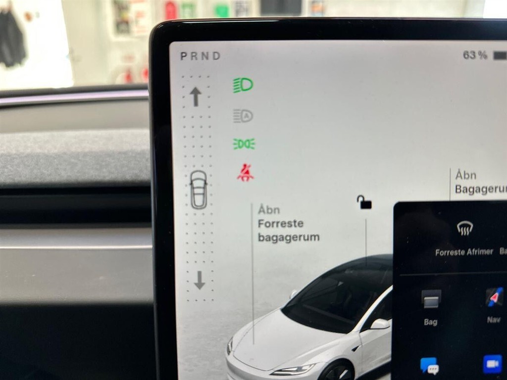 Tesla Model 3 Standard Range billede 15