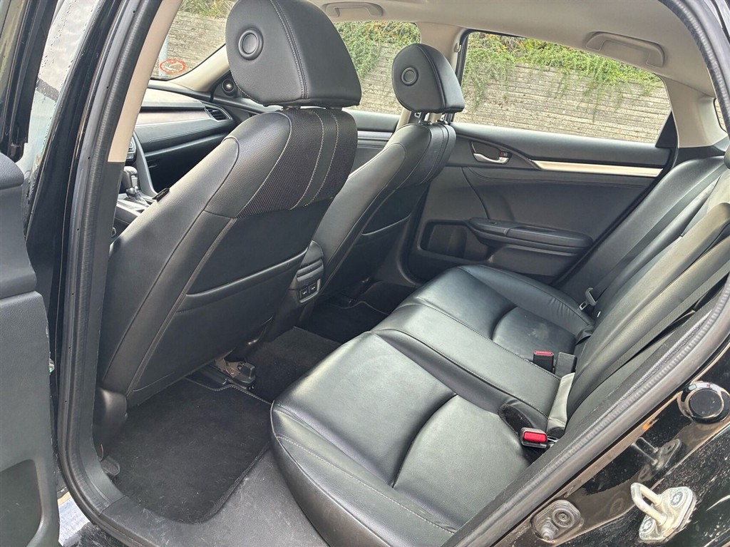 Honda Civic Executive Navi billede 6